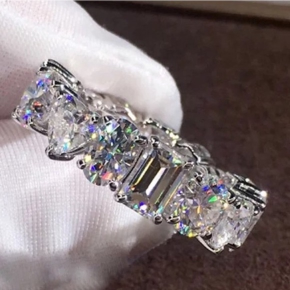 15ct Multi Stone Band - Picture 2 of 8